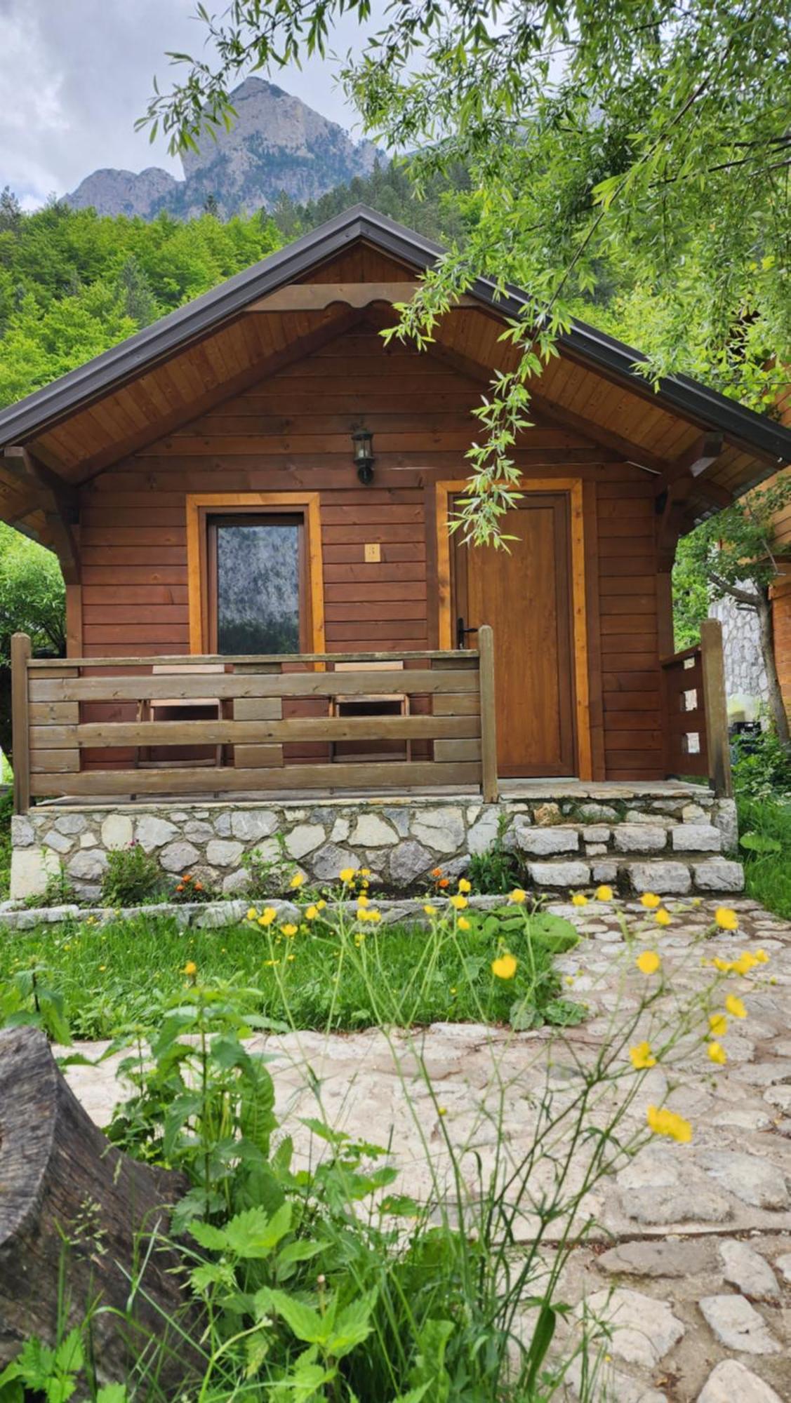 Villas Jezerca Valbone Habitación foto
